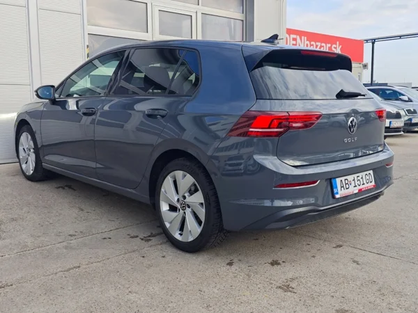 Volkswagen Golf Limited 1,5 eTSI 110kW 7