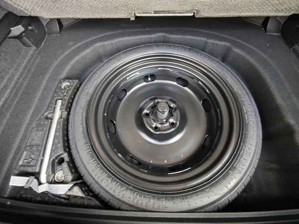 Volkswagen Golf Limited 1,5 eTSI 110kW 35