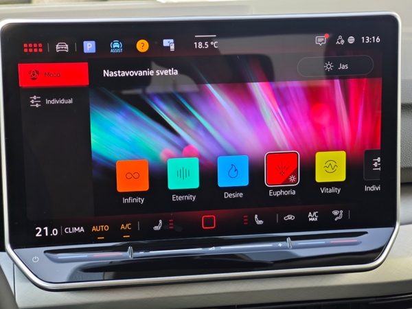 Volkswagen Golf Variant Limited DSG 1,5 eTSI 85kW 19