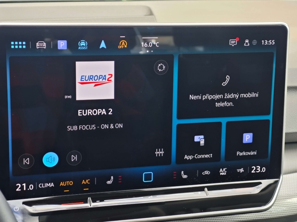 Volkswagen Golf Variant Style + dovybava DSG 2,0 TDI 110kW 14