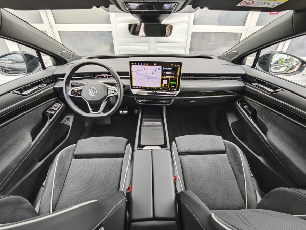 Volkswagen ID.7 Pro Tourer -Plná výbava 210kW 14