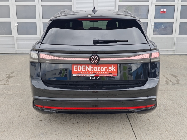 Volkswagen ID.7 Pro Tourer -Plná výbava 210kW 6