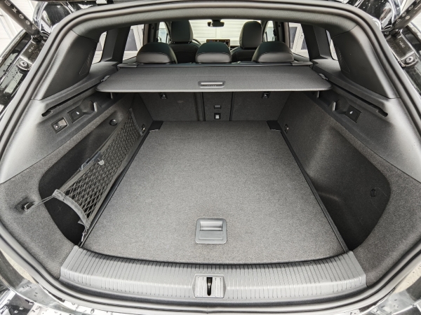 Volkswagen ID.7 Pro Tourer -Plná výbava 210kW 39