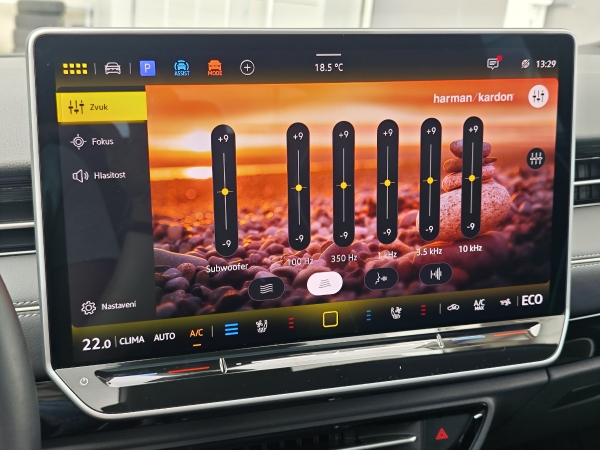 Volkswagen ID.7 Pro Tourer -Plná výbava 210kW 26