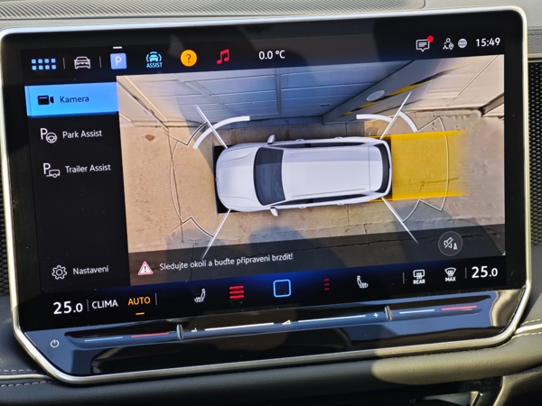 Volkswagen Passat Variant Business DSG 1,5 eTSI 110kW 17