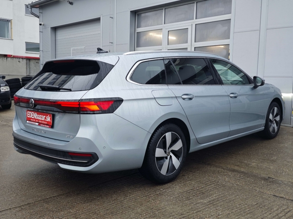 Volkswagen Passat Variant Business DSG 1,5 eTSI 110kW 2