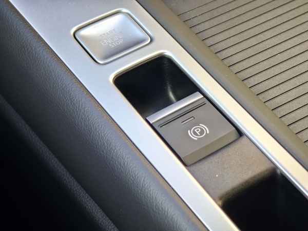 Volkswagen Passat Variant Business DSG 1,5 eTSI 110kW 26