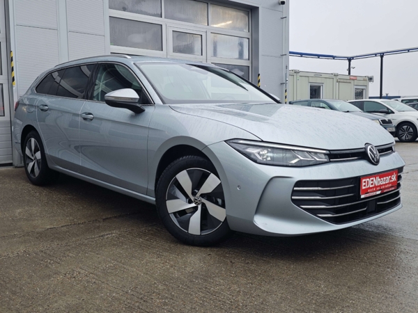 Volkswagen Passat Variant Business DSG 1,5 eTSI 110kW 5