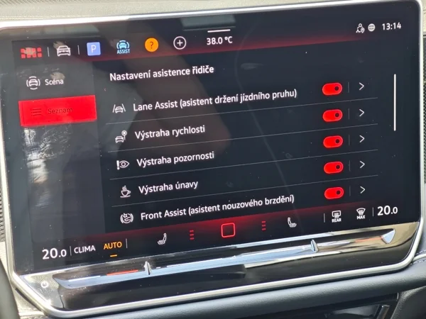 Volkswagen Passat Variant Business DSG 1,5 eTSI 110kW 20