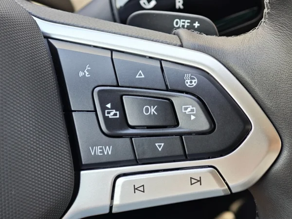 Volkswagen Passat Variant Business DSG 1,5 eTSI 110kW 30