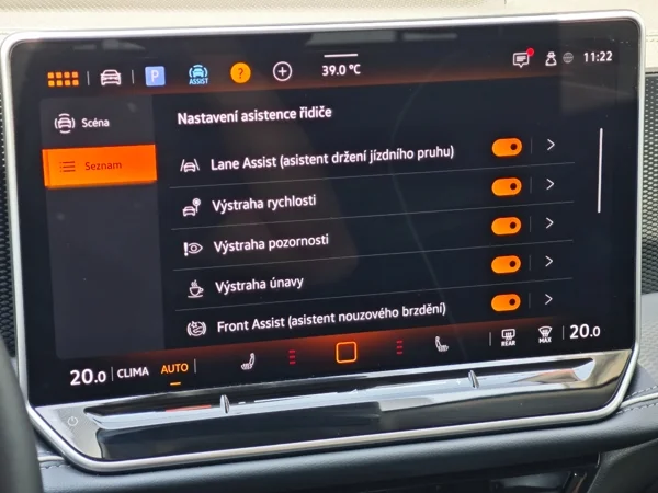 Volkswagen Passat Variant Business DSG 1,5 eTSI 110kW 23