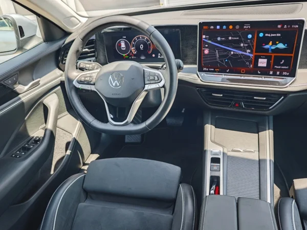 Volkswagen Passat Variant Business DSG 1,5 eTSI 110kW 3