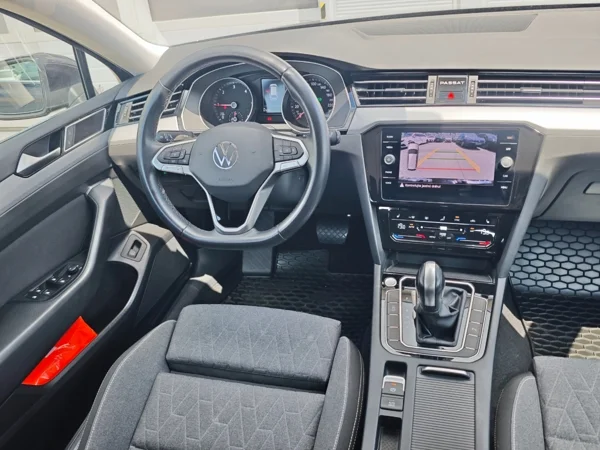 Volkswagen Passat Variant Business DSG 2,0 TDI 110kW 3
