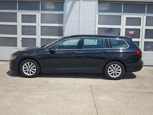 Volkswagen Passat Variant Business DSG 2,0 TDI 110kW 8