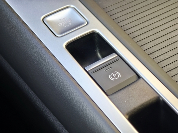 Volkswagen Passat Variant Business+dovýbava DSG 2,0 TDI 110kW 26