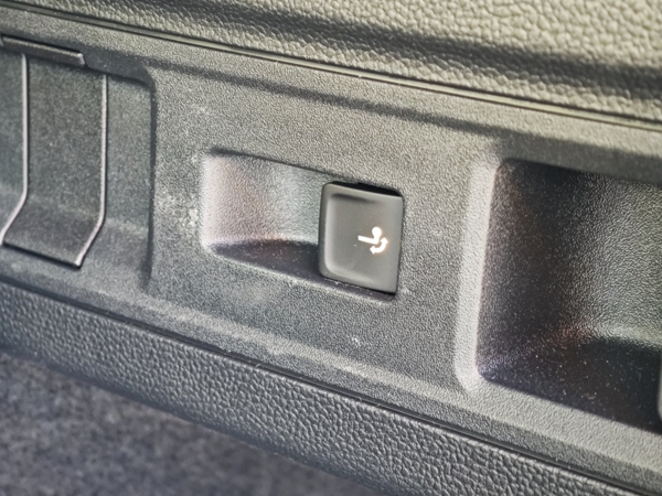 Volkswagen Passat Variant Business+dovýbava DSG 2,0 TDI 110kW 37