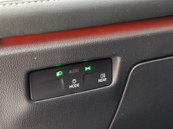 Volkswagen Passat Variant Business+dovýbava DSG 2,0 TDI 110kW 30