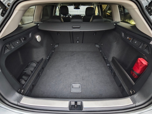 Volkswagen Passat Variant Business+dovýbava DSG 2,0 TDI 90kW 37