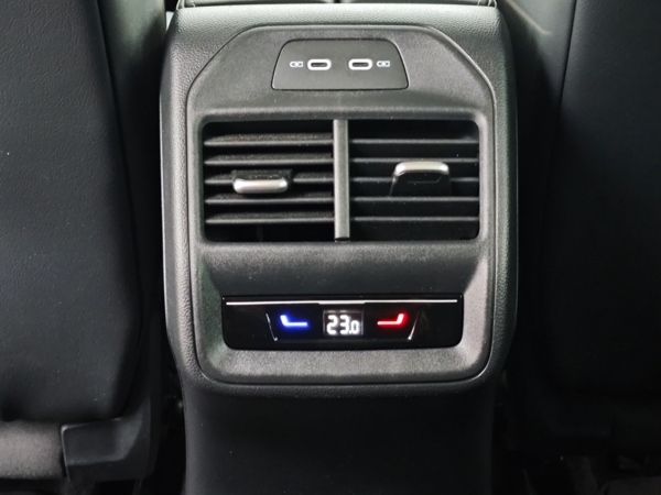 Volkswagen Passat Variant Business+dovýbava DSG 2,0 TDI 90kW 34