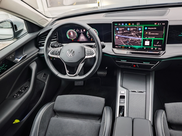 Volkswagen Passat Variant Business+dovýbava DSG 2,0 TDI 90kW 12