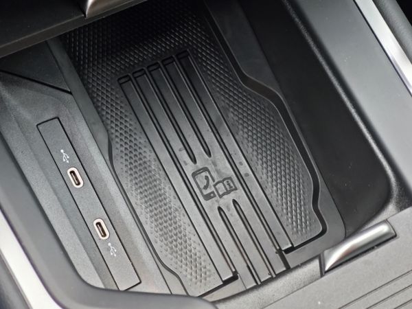 Volkswagen Passat Variant Business+dovýbava DSG 2,0 TDI 90kW 24