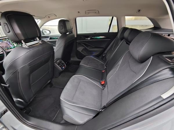 Volkswagen Passat Variant Business+dovýbava DSG 2,0 TDI 90kW 11