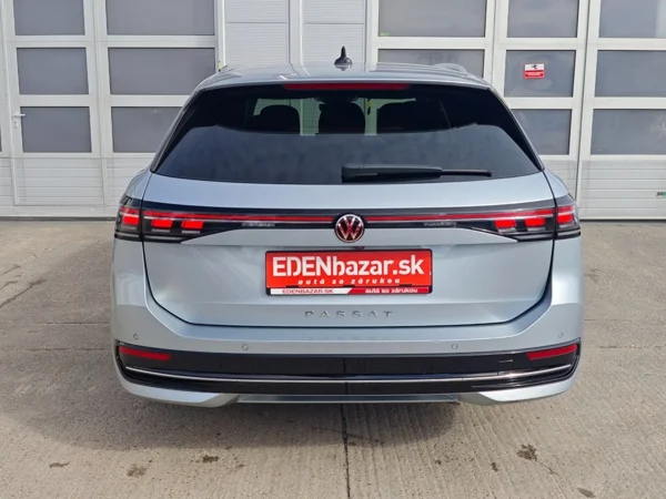 Volkswagen Passat Variant Elegance + dovýbava DSG 2,0 TDI 110kW 6