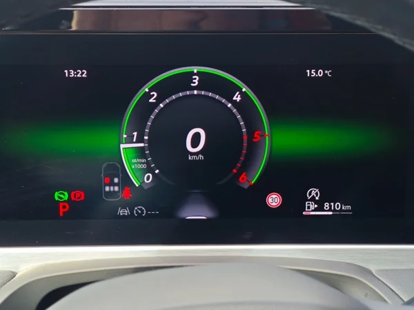 Volkswagen Passat Variant Elegance + dovýbava DSG 2,0 TDI 110kW 14
