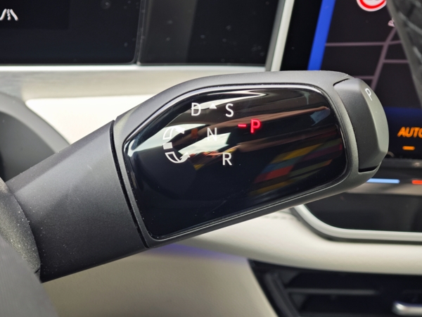 Volkswagen Passat Variant Elegance 4Motion DSG 2,0 TDI 142kW 33