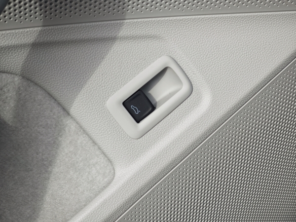 Volkswagen Passat Variant Elegance 4Motion DSG 2,0 TDI 142kW 39