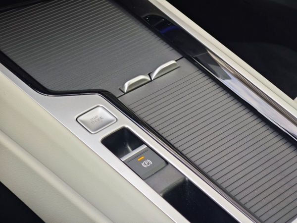 Volkswagen Passat Variant Elegance 4Motion DSG 2,0 TDI 142kW 30