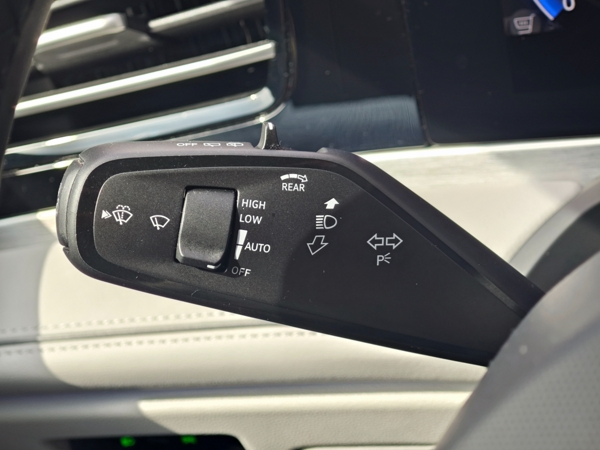 Volkswagen Passat Variant Elegance 4Motion DSG 2,0 TDI 142kW 32