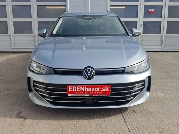 Volkswagen Passat Variant Elegance DCC Pro + dovýbava DSG 2,0 TDI 110kW 4