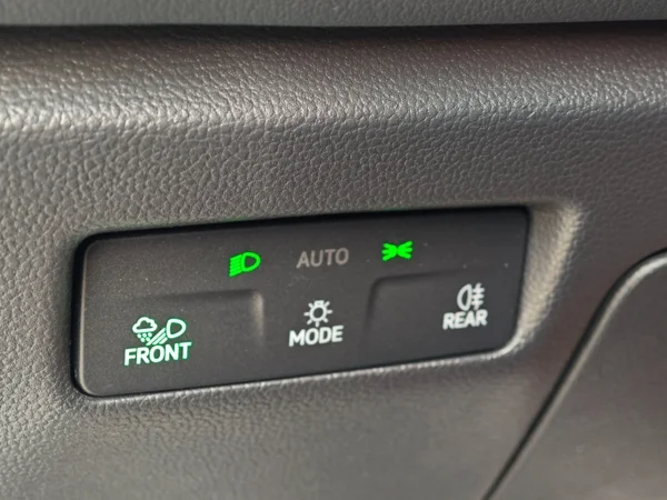 Volkswagen Passat Variant Elegance DCC Pro + dovýbava DSG 2,0 TDI 110kW 41