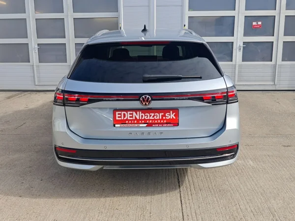 Volkswagen Passat Variant Elegance DCC Pro + dovýbava DSG 2,0 TDI 110kW 6