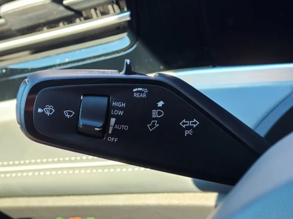 Volkswagen Passat Variant Elegance DCC Pro + dovýbava DSG 2,0 TDI 110kW 36