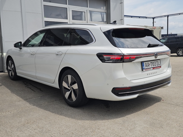 Volkswagen Passat Variant Elegance DSG 2,0 TDI 110kW 7