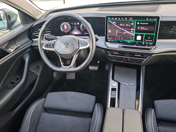 Volkswagen Passat Variant Elegance DSG 2,0 TDI 110kW 12