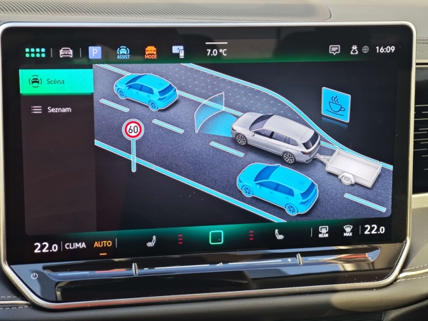 Volkswagen Passat Variant Elegance DSG 2,0 TDI 110kW 22