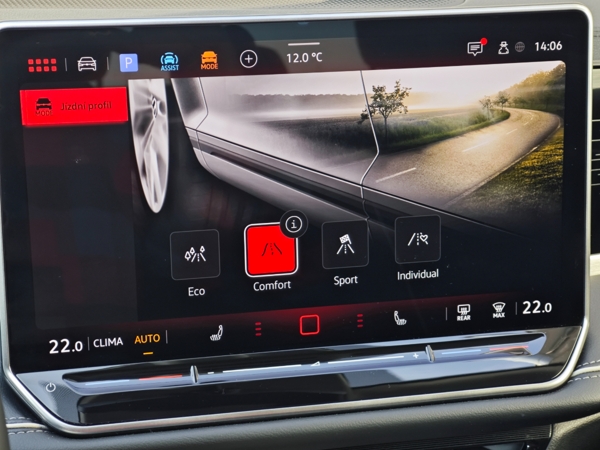 Volkswagen Passat Variant Elegance DSG 2,0 TDI 110kW 18