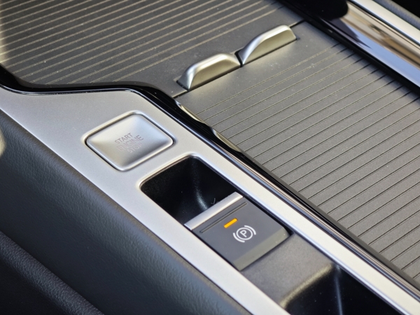 Volkswagen Passat Variant Elegance DSG 2,0 TDI 110kW 26