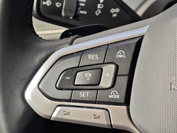 Volkswagen Passat Variant Elegance DSG 2,0 TDI 110kW 29