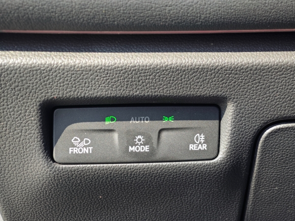 Volkswagen Passat Variant Elegance DSG 2,0 TDI 110kW 34