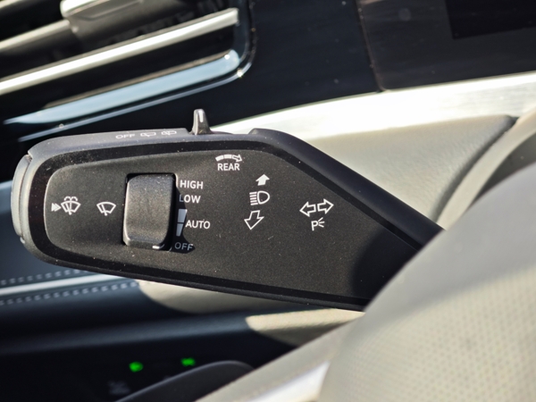 Volkswagen Passat Variant Elegance DSG 2,0 TDI 110kW 27