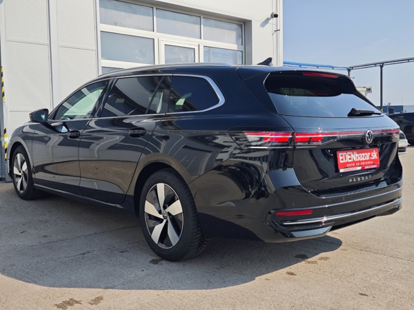 Volkswagen Passat Variant Elegance DSG 2,0 TDI 110kW 7