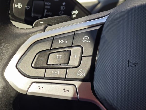 Volkswagen Passat Variant Elegance DSG 2,0 TDI 110kW 29