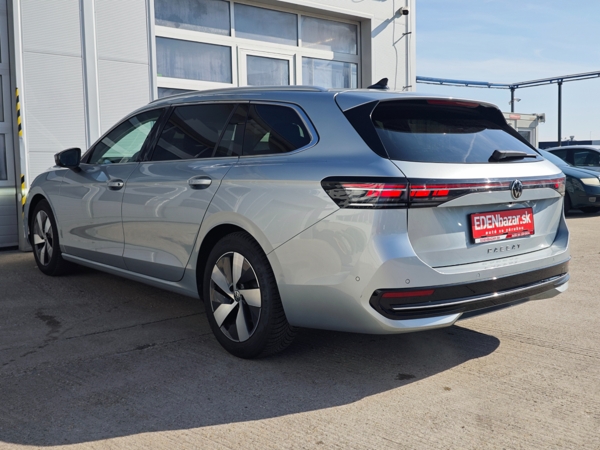 Volkswagen Passat Variant Elegance DSG 2,0 TDI 110kW 7