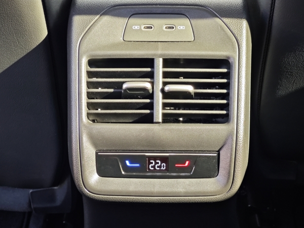 Volkswagen Passat Variant Elegance DSG 2,0 TDI 110kW 35