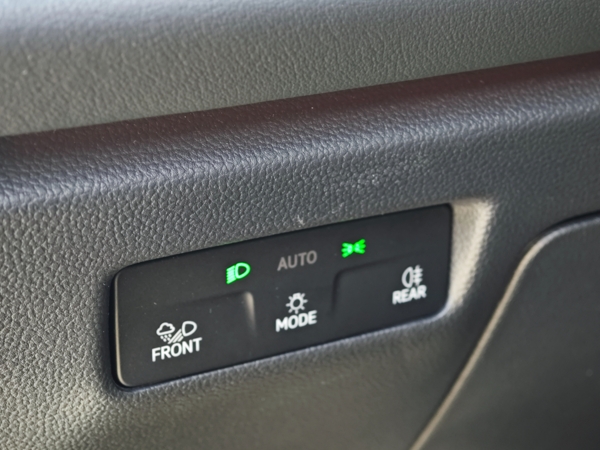 Volkswagen Passat Variant Elegance DSG 2,0 TDI 110kW 33