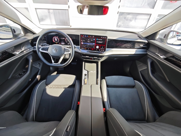 Volkswagen Passat Variant Elegance DSG 2,0 TDI 110kW 3